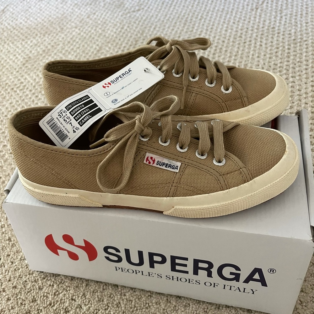 Superga Cotu Classic Sneaker size US 7 BNIB Camel